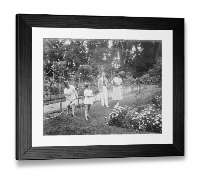 Framed Print : Miss Zena Dare ( the Hon Mrs Maurice Brett ) at home. The Hon Maurice Brett Framed Print : Miss Zena Dare ( the Hon Mrs Maurice Brett ) at home. The Hon Maurice Brett
