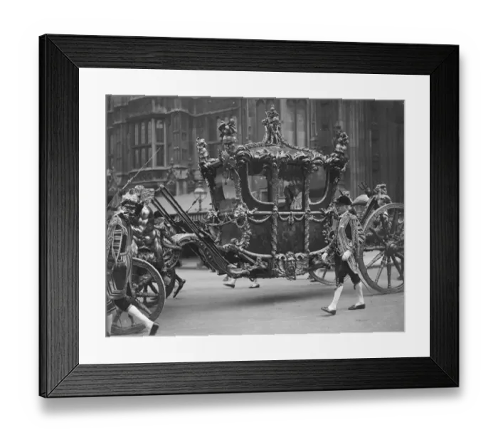 Framed Print : State Opening of Parliament The King and Queen in the State Coach 7 February 1922
