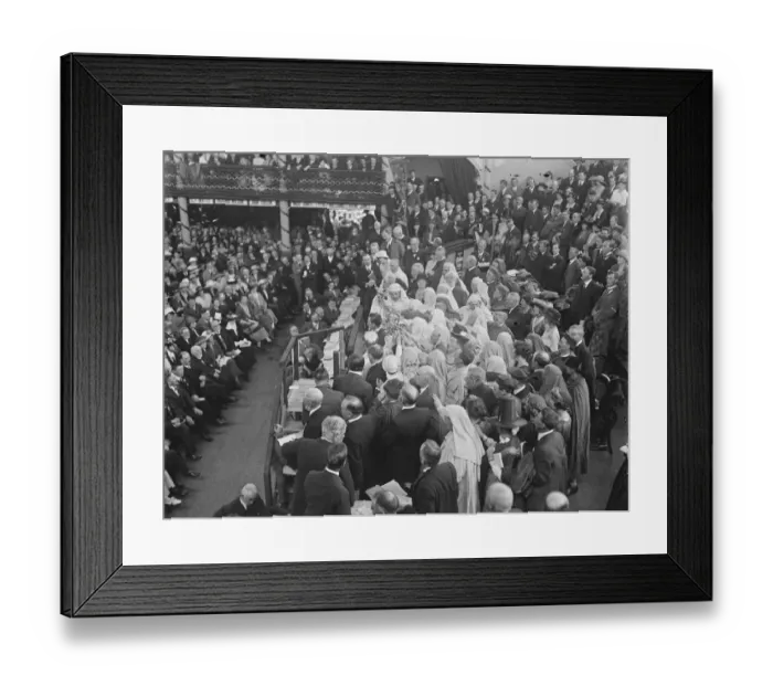 Framed Print : Chairing the band at carnarvon The Archdruid holding the sword of the Eisteddfod Framed Print : Chairing the band at carnarvon The Archdruid holding the sword of the Eisteddfod