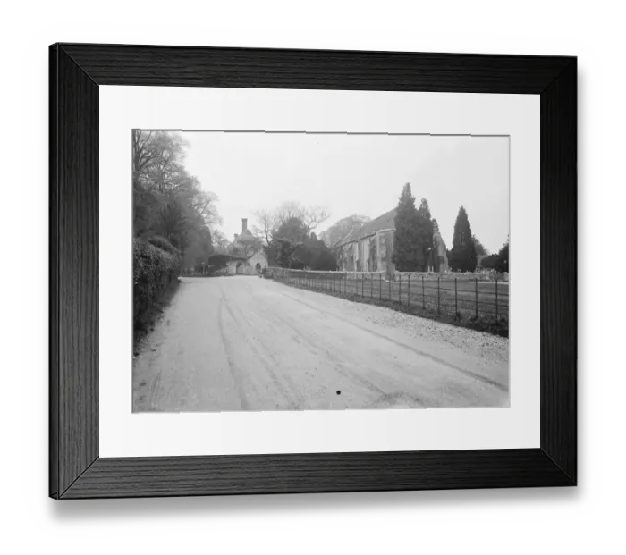 Framed Print : Beaulieu Abbey, a Cistercian abbey located in Hampshire, England 1926