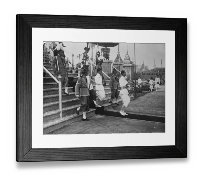 Framed Print : Cremation of late King of Siam. The relics of the late king after the cremation Framed Print : Cremation of late King of Siam. The relics of the late king after the cremation