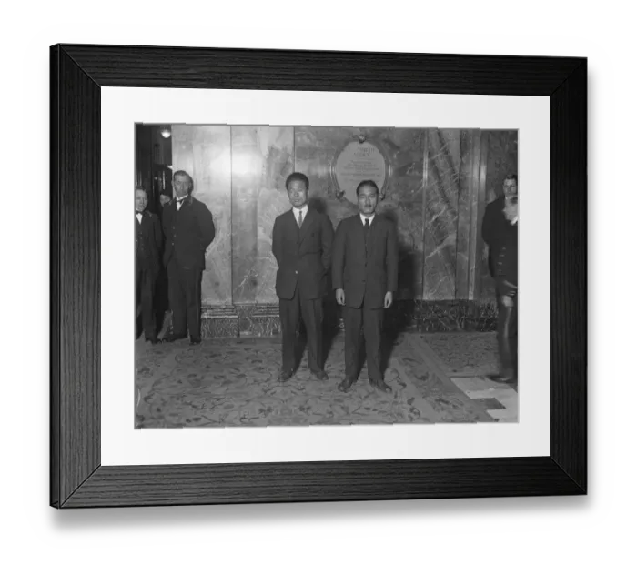 Framed Print : Japanese airmen reach London. The Japanese airmen, Major Abe and Mr Kawachi
