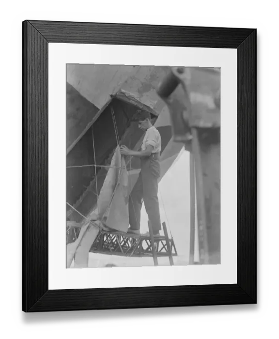 Framed Print : New Air Gangway at Croydon 16 July 1921 Framed Print : New Air Gangway at Croydon 16 July 1921