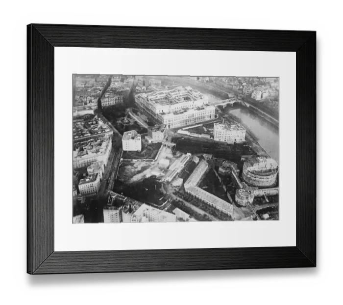 Framed Print : Rome from the air. The Castle of St Angelo and the Palace of Justice. 7 May 1923
