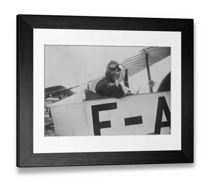 Framed Print : MMLE Bolland French airwomen who has succeeded in flying the channel 14 October 1920 Framed Print : MMLE Bolland French airwomen who has succeeded in flying the channel 14 October 1920