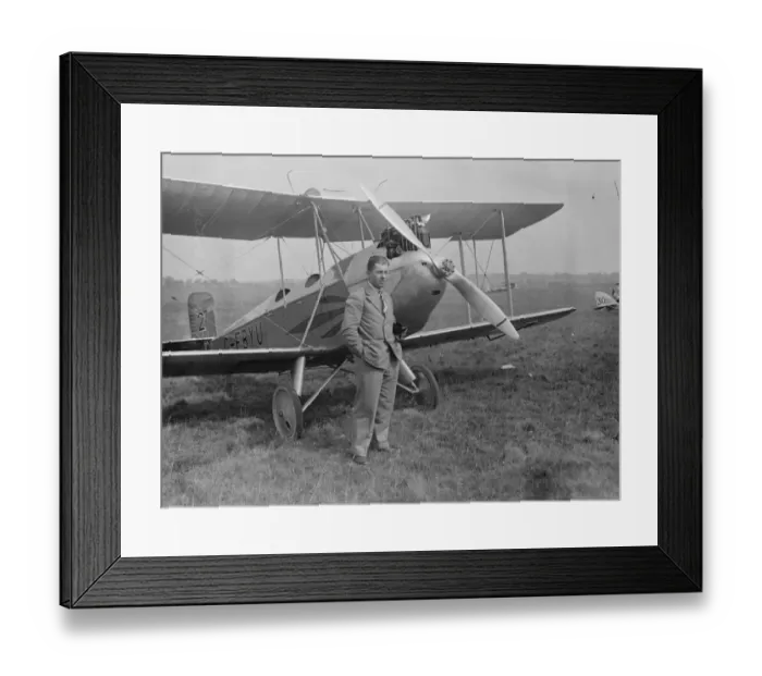 Framed Print : Competitors in the Aound England Flight; Flight Lieutenants M Webster, AFC. 19 Framed Print : Competitors in the Aound England Flight; Flight Lieutenants M Webster, AFC. 19