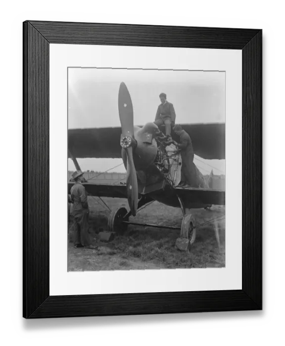 Framed Print : Japanese aviators return Flight to Tokyo from London. Mr Kawachi overhauling his engine Framed Print : Japanese aviators return Flight to Tokyo from London. Mr Kawachi overhauling his engine