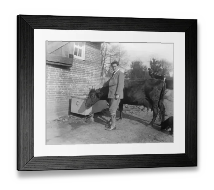 Framed Print : Mr Henry Ainsley who is at present appearing in Hassan, is a great believer