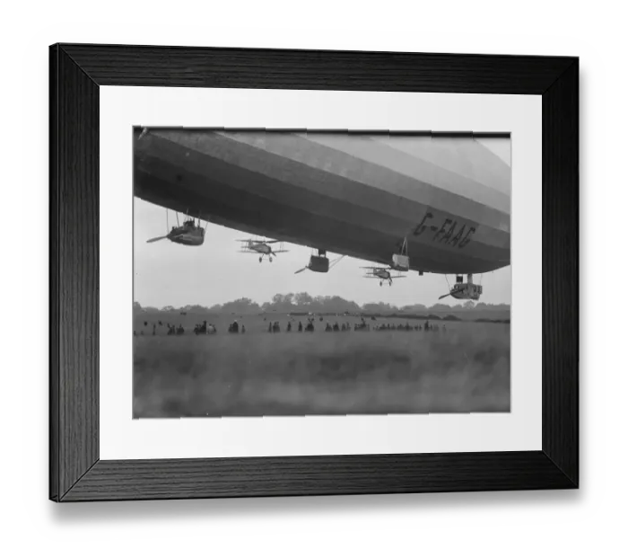 Framed Print : R 33 in taking off trial with two D H 53 Hummingbirds at Pulham 21 October 1926 Framed Print : R 33 in taking off trial with two D H 53 Hummingbirds at Pulham 21 October 1926