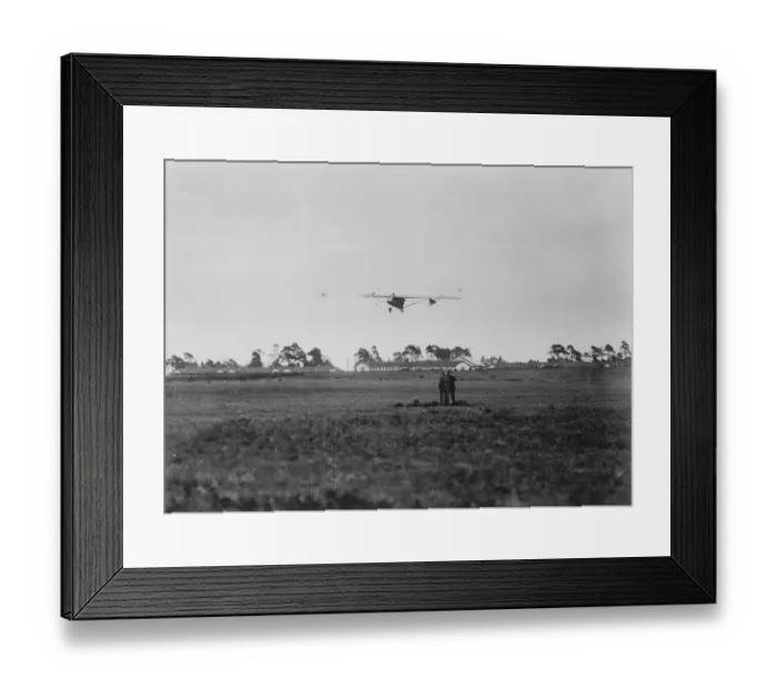 Framed Print : The tail less aeroplane, designed by Capt G T R Hill, MC. in flight. 27 April 1926 Framed Print : The tail less aeroplane, designed by Capt G T R Hill, MC. in flight. 27 April 1926