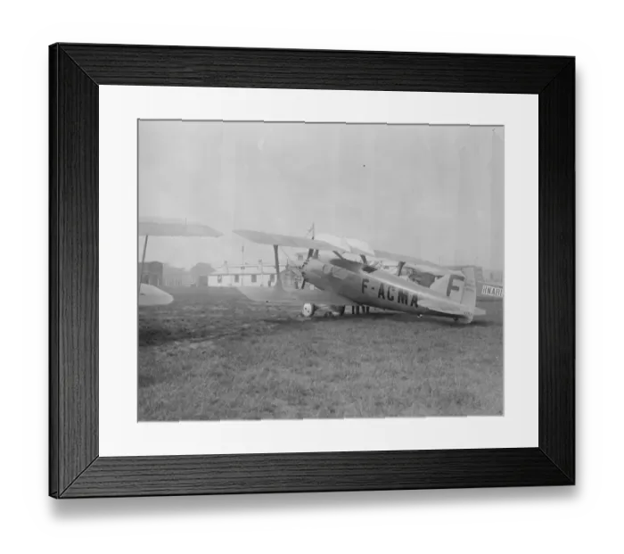 Framed Print : Air Motor Car Most perfect streamed lined machine in the world Known as the air Framed Print : Air Motor Car Most perfect streamed lined machine in the world Known as the air