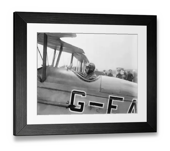 Framed Print : British Air Race Round Britain H Logton D M C 8 September 1922 Framed Print : British Air Race Round Britain H Logton D M C 8 September 1922