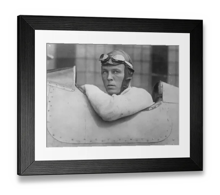 Framed Print : Lieut George Cuddihy Amercan Naval Aviator who broke record for speed 28 October 1925 Framed Print : Lieut George Cuddihy Amercan Naval Aviator who broke record for speed 28 October 1925