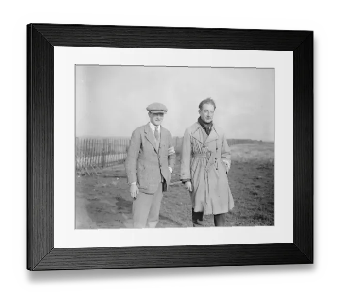 Framed Print : Great glider meeting at Lympne. Two Belgian pilots, Baron Georges Kervyn de Lettenhove