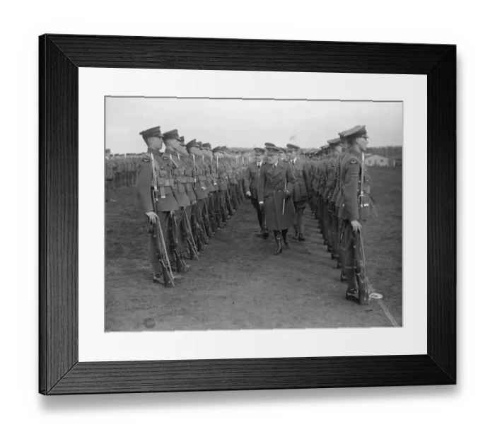 Framed Print : Air Vice Marshal Scarlett visits electrical and wireless school, at Flower Down, Winchester Framed Print : Air Vice Marshal Scarlett visits electrical and wireless school, at Flower Down, Winchester