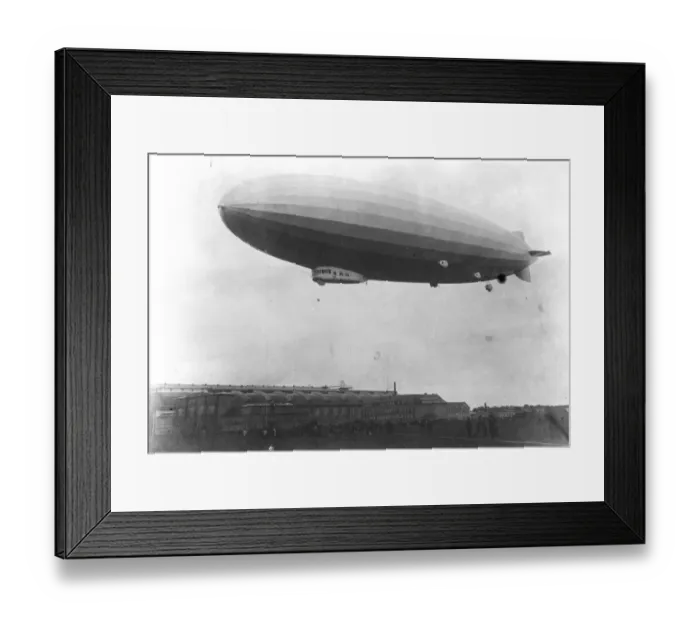 Framed Print : Z R 3 built by the Germans for America by the German Freiedrichshafen 29 September 1924