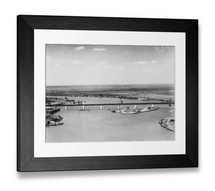 Framed Print : Worlds biggest dam photographed from the air. Aerial view of the mighty Makwar dam