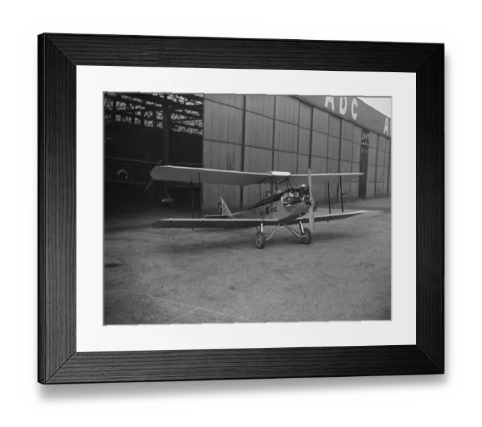 Framed Print : Captain Lancaster and Mrs Miller start on flight to Australia. Their machine