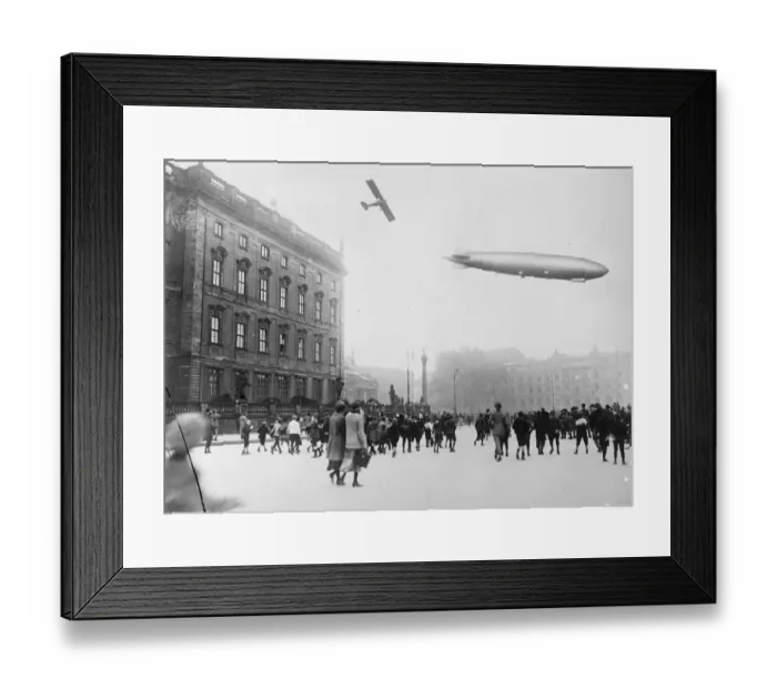 Framed Print : Z R 3 Over Berlin 29 September 1924 Framed Print : Z R 3 Over Berlin 29 September 1924