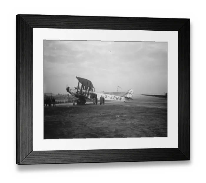 Framed Print : The second starter for India. The giant Hercules aeroplane about to taxi to