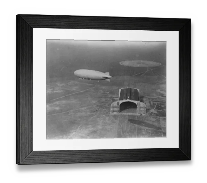 Framed Print : The Zeppelins arrival at Lakehurst. A striking view of the ZR3 arriving Framed Print : The Zeppelins arrival at Lakehurst. A striking view of the ZR3 arriving