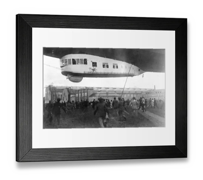Framed Print : Z R 3 built by the Germans for America by the German Freiedrichshafen 29 September 1924