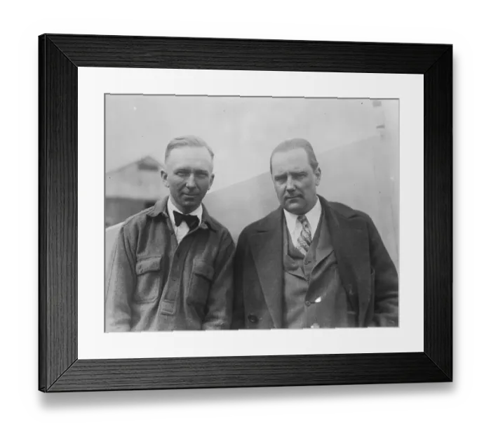 Framed Print : Trans Atlantic flight. Clarence Duncan Chamberlin ( November 11 1893 - October 30 or 31 1976)