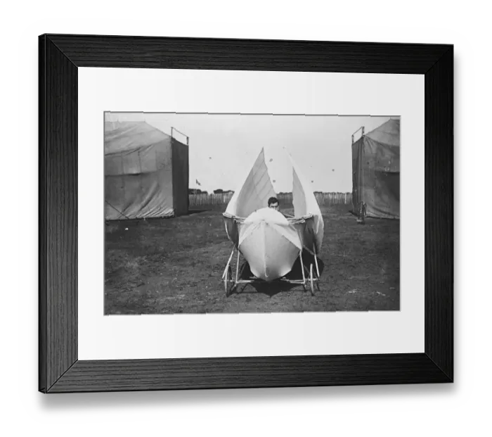 Framed Print : Bird like novelty at Fauville glider meeting. The Grandin machine with gracefully folding wings Framed Print : Bird like novelty at Fauville glider meeting. The Grandin machine with gracefully folding wings