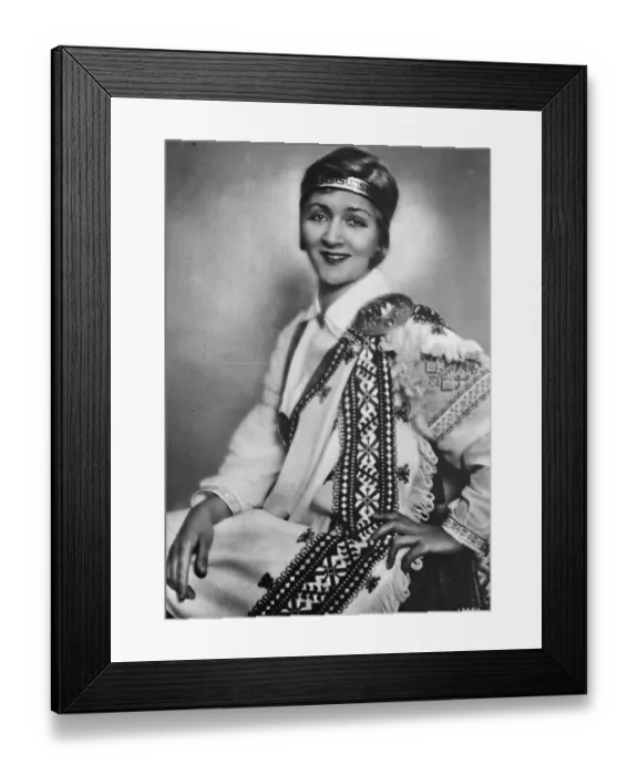 Framed Print : Mlle Lya Mara. The well known actress who will play the part of Queen Caroline