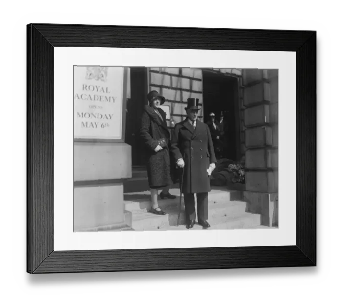 Framed Print : Royal Academy private view. Sir Kyneston Studd and the Lady Mayoress leaving. 3 Framed Print : Royal Academy private view. Sir Kyneston Studd and the Lady Mayoress leaving. 3