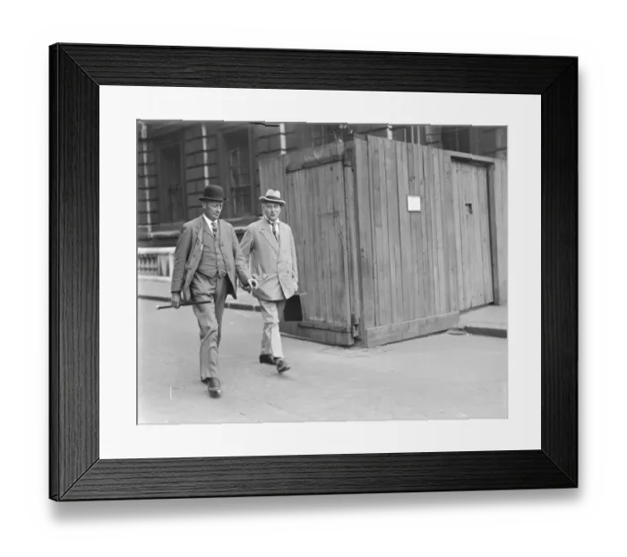 Framed Print : Cabinet Ministers in Summer Wear Dr Macnamara ( left ) and Sir Hamar Greenwood Framed Print : Cabinet Ministers in Summer Wear Dr Macnamara ( left ) and Sir Hamar Greenwood
