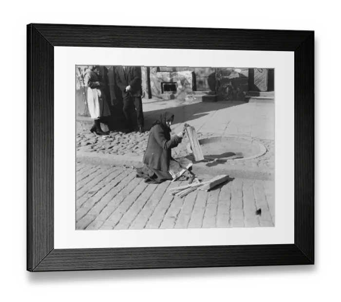 Framed Print : Warsaw, Poland. A woman wood chopper at Warsaw. 25 October 1921 Framed Print : Warsaw, Poland. A woman wood chopper at Warsaw. 25 October 1921