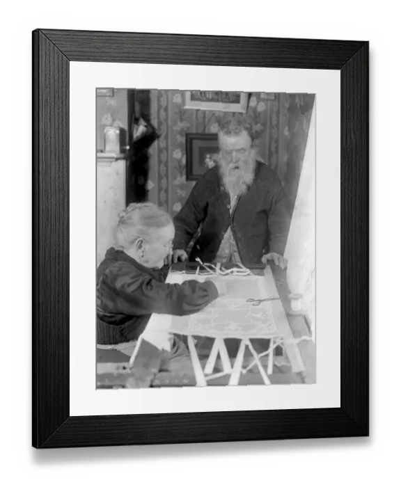 Framed Print : A little known industry in Essex. A Centuries old industry is being carried on in