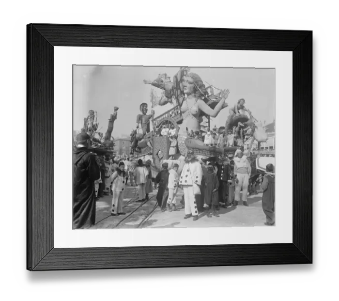 Framed Print : King Carnival at Nice. One of the most remarkable cars, La Peche Miraculeuse Framed Print : King Carnival at Nice. One of the most remarkable cars, La Peche Miraculeuse