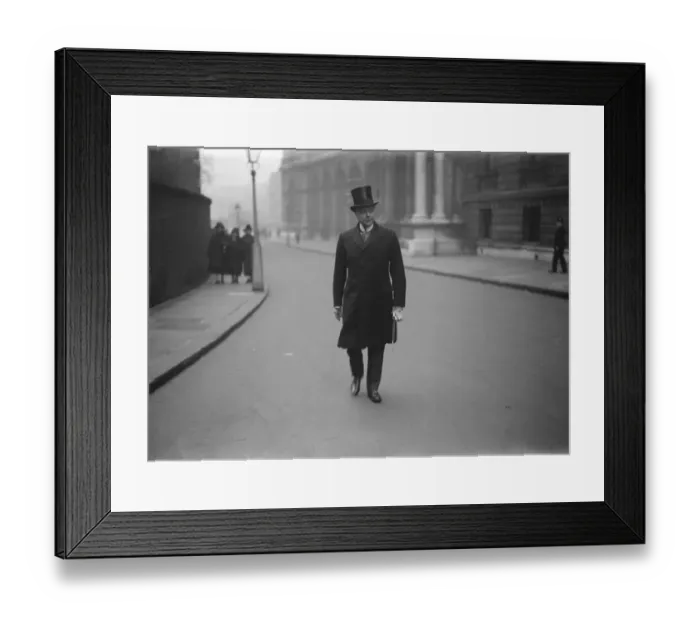 Framed Print : Cabinet and the league of Nations. Sir W Joynson Hicks arriving. 3 March 1926 Framed Print : Cabinet and the league of Nations. Sir W Joynson Hicks arriving. 3 March 1926