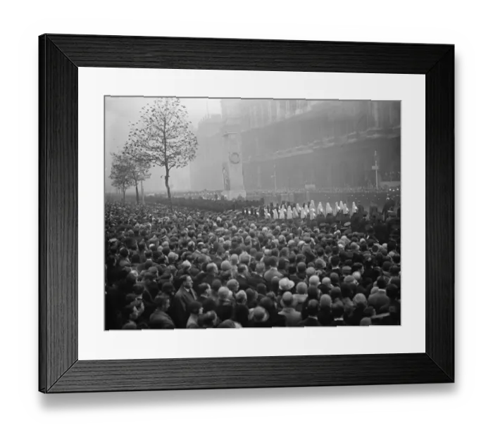 Framed Print : 10th anniversary of the Armistice. A general view of the scene round the Cenotaph, London Framed Print : 10th anniversary of the Armistice. A general view of the scene round the Cenotaph, London
