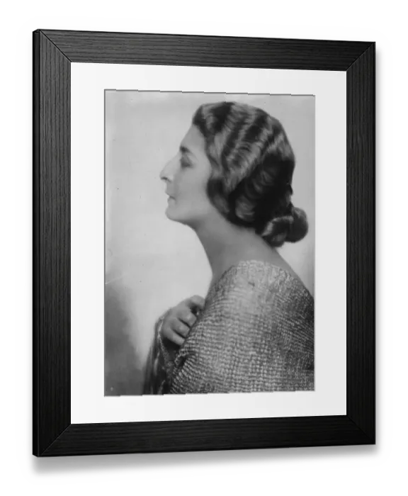 Framed Print : Mme Anna Walt Kammerer, Austrias most famous society miniaturist. 4 August 1926 Framed Print : Mme Anna Walt Kammerer, Austrias most famous society miniaturist. 4 August 1926