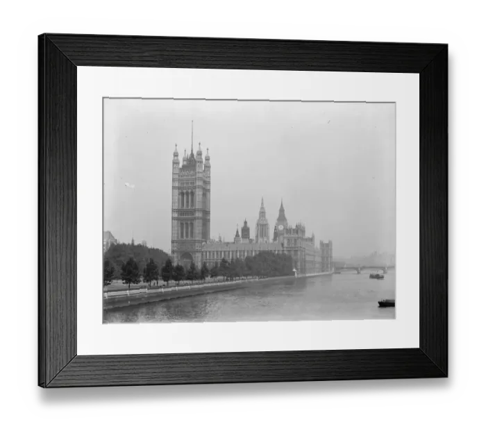 Framed Print : London, Houses of Parliament, Westminster 20 May 1927 Framed Print : London, Houses of Parliament, Westminster 20 May 1927