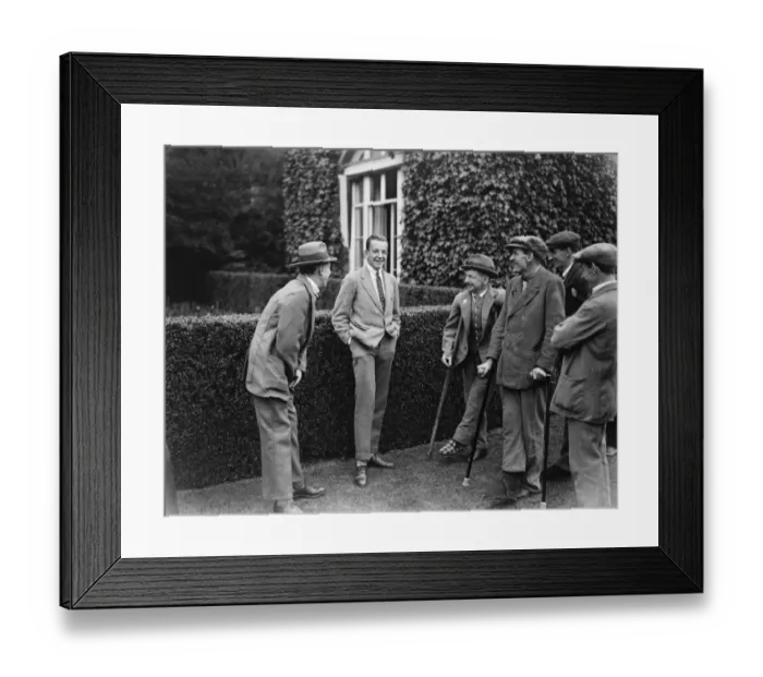 Framed Print : Lady Beatty at Reigate Priory Entertains Guests still disabled through the Great Framed Print : Lady Beatty at Reigate Priory Entertains Guests still disabled through the Great