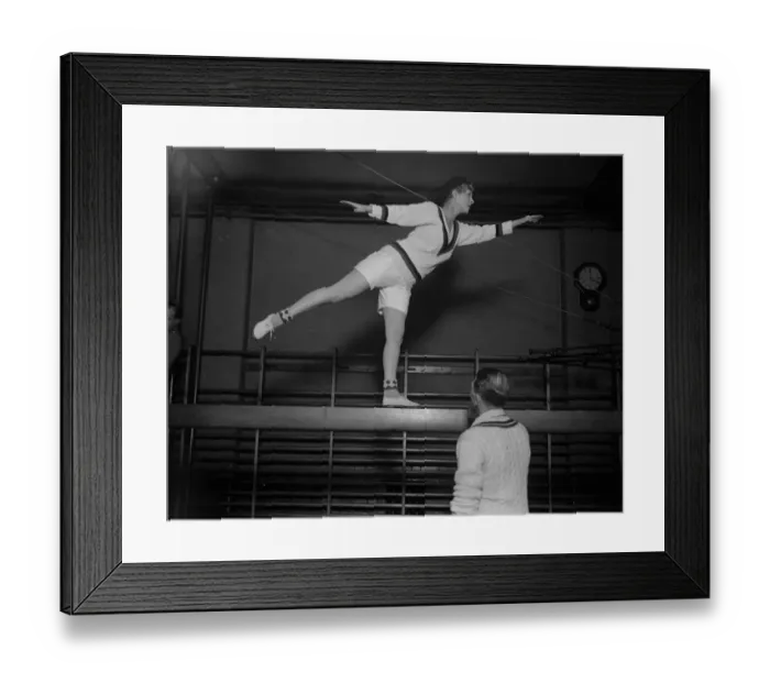 Framed Print : Englands popular young film star at the Mayfair Gymnasium. Miss Flora le Breton Framed Print : Englands popular young film star at the Mayfair Gymnasium. Miss Flora le Breton