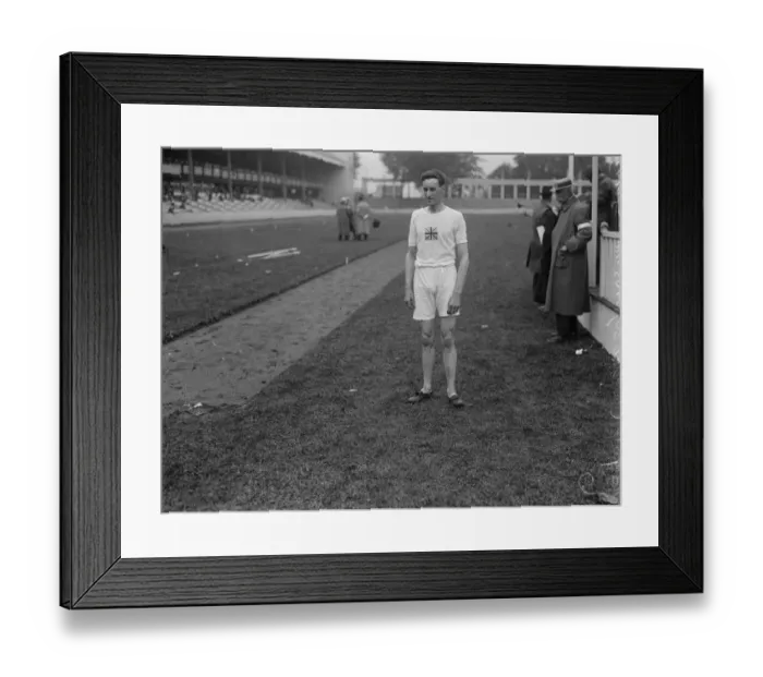 Framed Print : Olympic games at Antwerp. James Wilson ( Great Britain ) winner 1st round, heat one Framed Print : Olympic games at Antwerp. James Wilson ( Great Britain ) winner 1st round, heat one