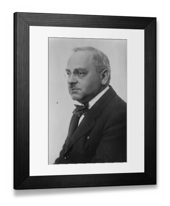 Framed Print : Dr Alfred Alder of Vienna. Famous psychologist on a visit to England. 23 May 1929 Framed Print : Dr Alfred Alder of Vienna. Famous psychologist on a visit to England. 23 May 1929