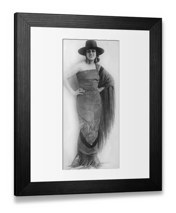 Framed Print : Senorita Maria Caballe, the lady bull fighter who will appear before the Prince of Wales Framed Print : Senorita Maria Caballe, the lady bull fighter who will appear before the Prince of Wales