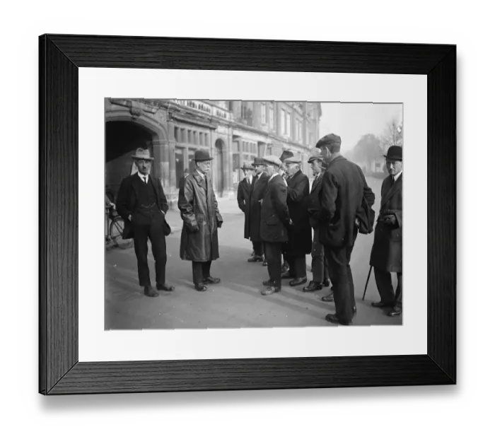 Framed Print : The Royal Leamington Spa, Warwickshire, England Mr Nicholls, the Liberal Candidate Framed Print : The Royal Leamington Spa, Warwickshire, England Mr Nicholls, the Liberal Candidate