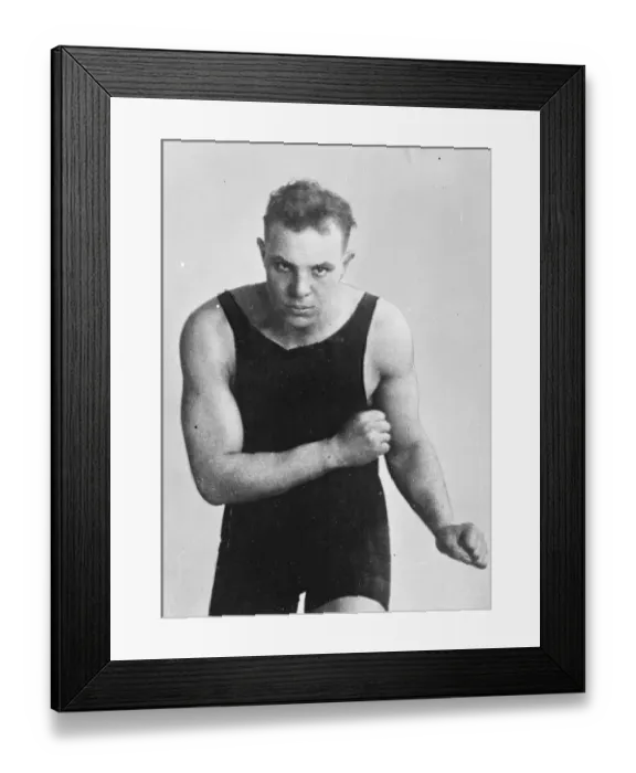 Framed Print : English boxers great task : three contests in one week. Phil Scot will attempt Framed Print : English boxers great task : three contests in one week. Phil Scot will attempt