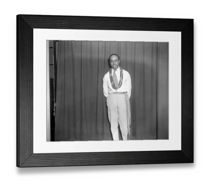 Framed Print : Hawaiians in London. Kamaki Paru who acted as the bodyguard to H. R. H. The Prince Framed Print : Hawaiians in London. Kamaki Paru who acted as the bodyguard to H. R. H. The Prince
