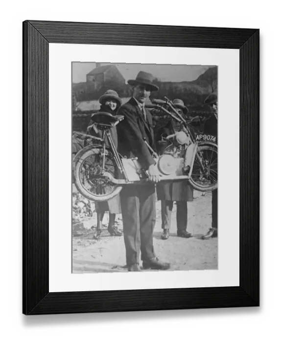 Framed Print : The missing Major Bailey. Major Bailey, who is wanted on a charge of alleged wife Framed Print : The missing Major Bailey. Major Bailey, who is wanted on a charge of alleged wife