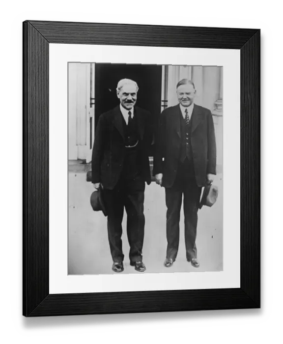 Framed Print : Mr MacDonald with President Hoover. President Hoover and Mr Ramsay MacDonald photographed Framed Print : Mr MacDonald with President Hoover. President Hoover and Mr Ramsay MacDonald photographed