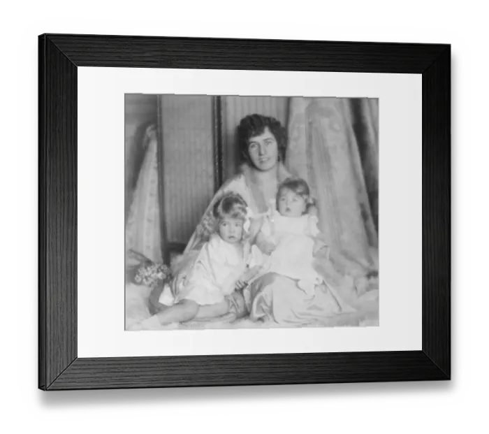 Framed Print : Titled familys miraculous escape. The Baroness Mayr Melnhof. 8 August 1922 Framed Print : Titled familys miraculous escape. The Baroness Mayr Melnhof. 8 August 1922