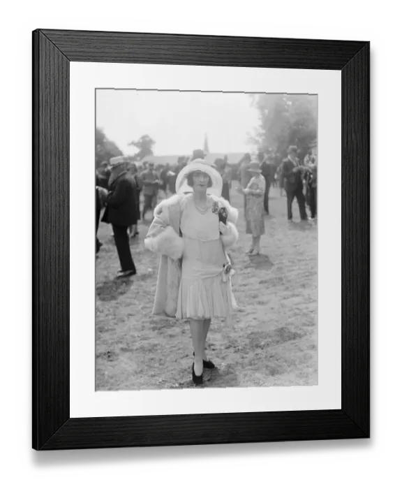 Framed Print : Eclipse stakes. Miss Fanny Ward. 20 July 1928 Framed Print : Eclipse stakes. Miss Fanny Ward. 20 July 1928